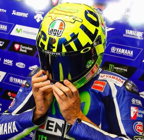 rossi-helmet-mugello2016-b